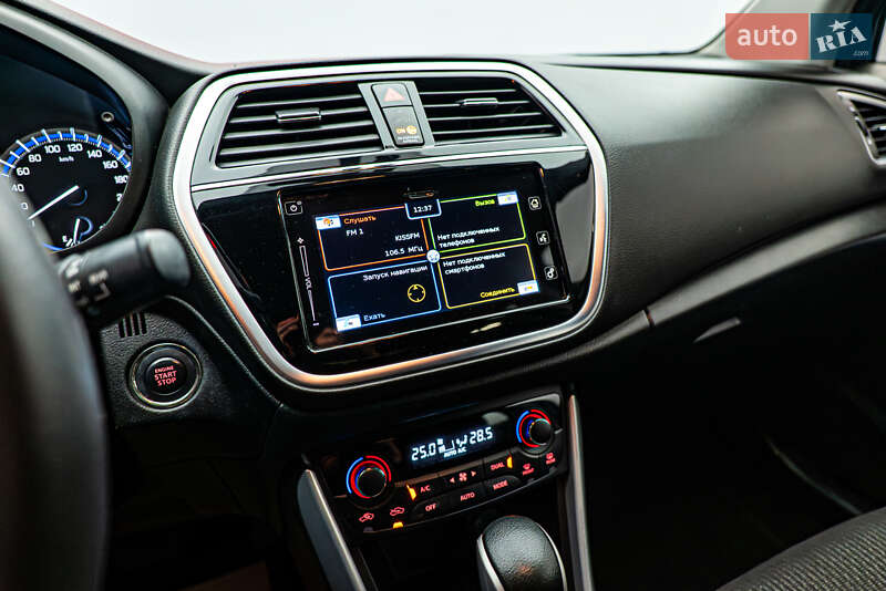 Позашляховик / Кросовер Suzuki SX4 2019 в Києві фото 16 Позашляховик / Кросовер Suzuki SX4 2019 в Києві