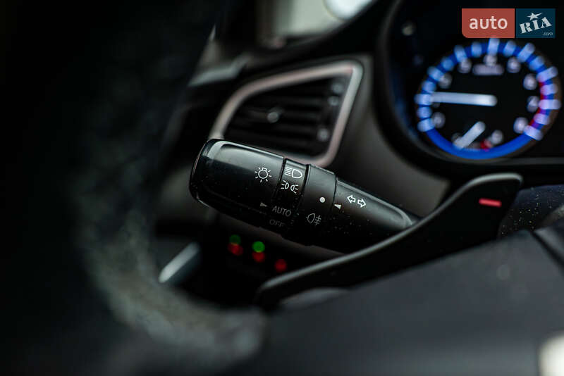 Позашляховик / Кросовер Suzuki SX4 2019 в Києві фото 15 Позашляховик / Кросовер Suzuki SX4 2019 в Києві