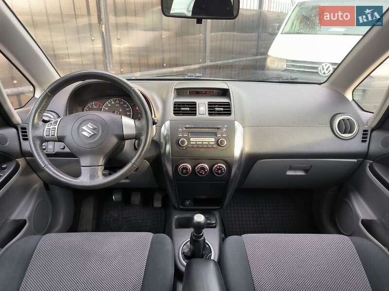 Хэтчбек Suzuki SX4 2008 в Киеве