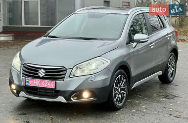 Внедорожник / Кроссовер Suzuki SX4 2014 в Житомире