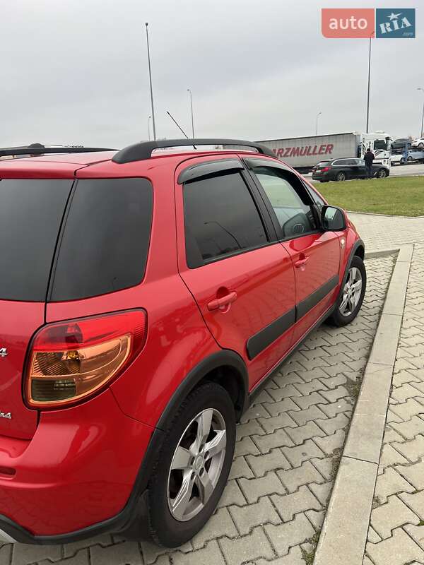 Внедорожник / Кроссовер Suzuki SX4 2011 в Ивано-Франковске