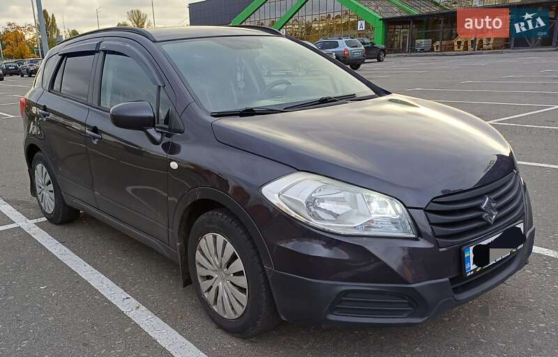 Внедорожник / Кроссовер Suzuki SX4 2014 в Вышгороде фото 3 Внедорожник / Кроссовер Suzuki SX4 2014 в Вышгороде