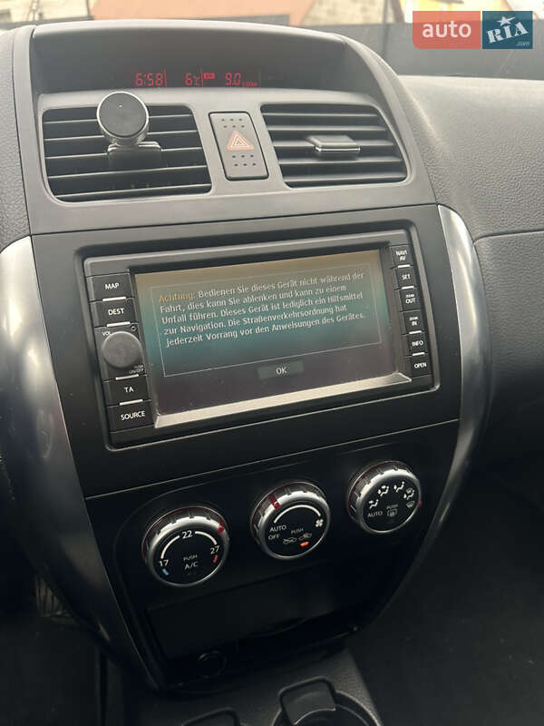 Внедорожник / Кроссовер Suzuki SX4 2010 в Луцке