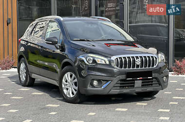 Позашляховик / Кросовер Suzuki SX4 2017 в Ужгороді