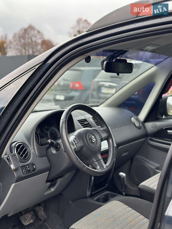 Внедорожник / Кроссовер Suzuki SX4 2011 в Богуславе