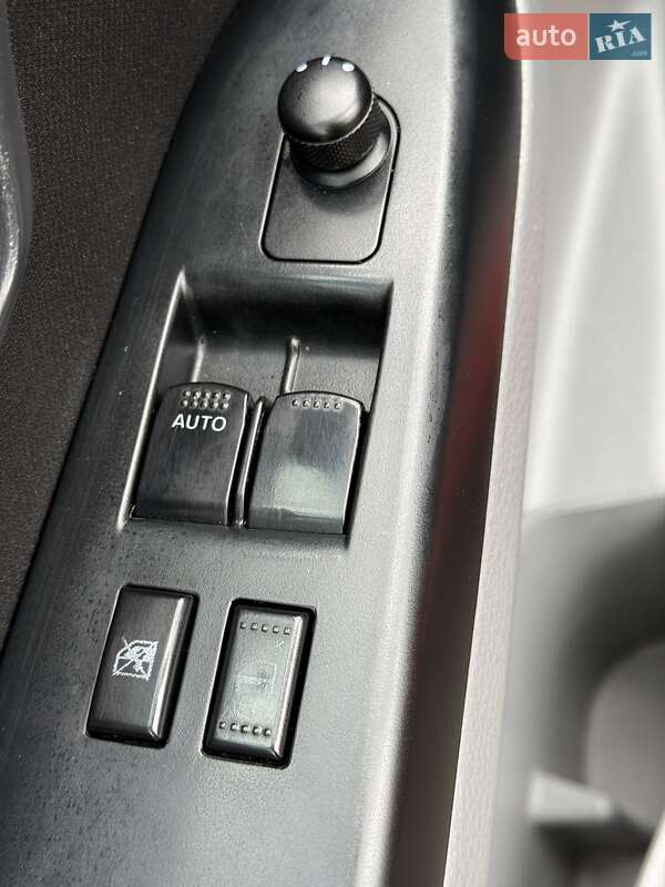 Позашляховик / Кросовер Suzuki SX4 2014 в Києві