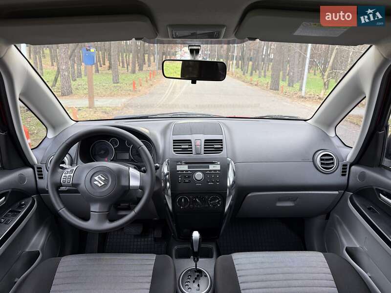 Позашляховик / Кросовер Suzuki SX4 2014 в Києві