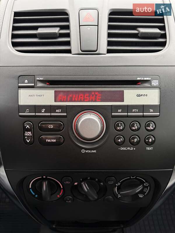 Позашляховик / Кросовер Suzuki SX4 2014 в Києві