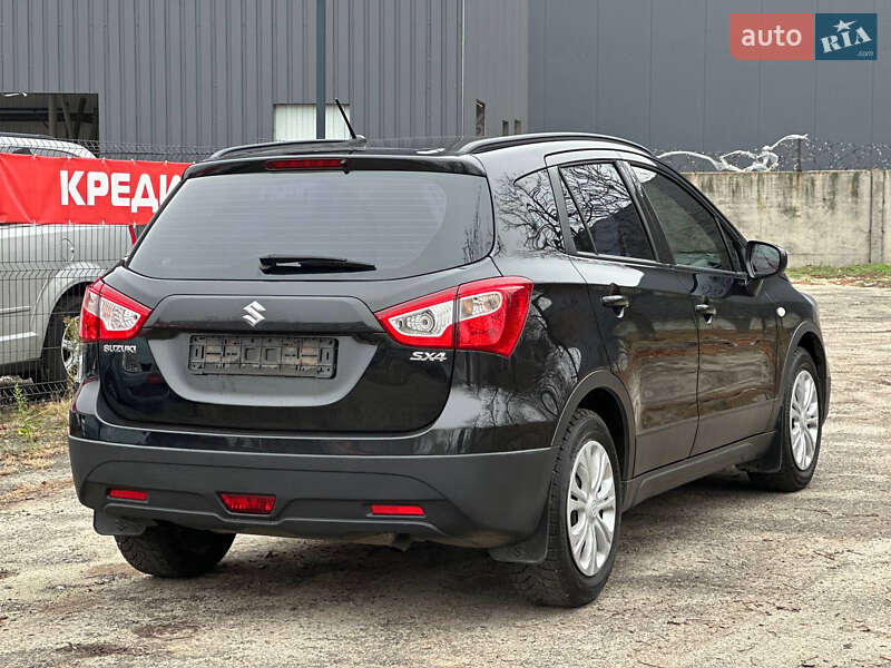 Внедорожник / Кроссовер Suzuki SX4 2017 в Днепре