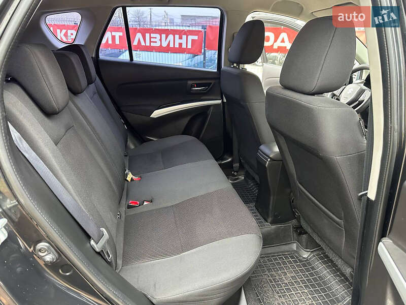 Внедорожник / Кроссовер Suzuki SX4 2017 в Днепре