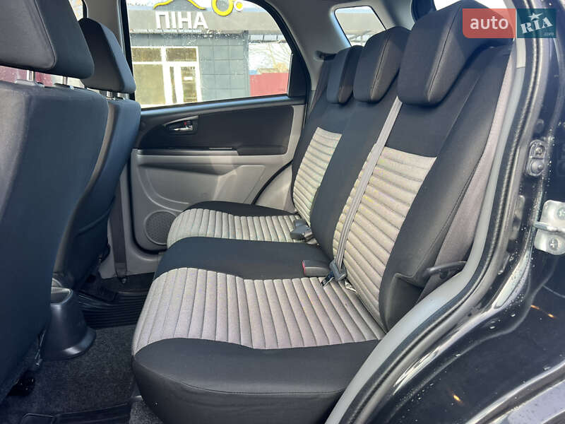 Внедорожник / Кроссовер Suzuki SX4 2012 в Николаеве фото 8 Внедорожник / Кроссовер Suzuki SX4 2012 в Николаеве