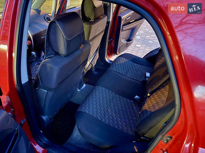 Позашляховик / Кросовер Suzuki SX4 2010 в Одесі