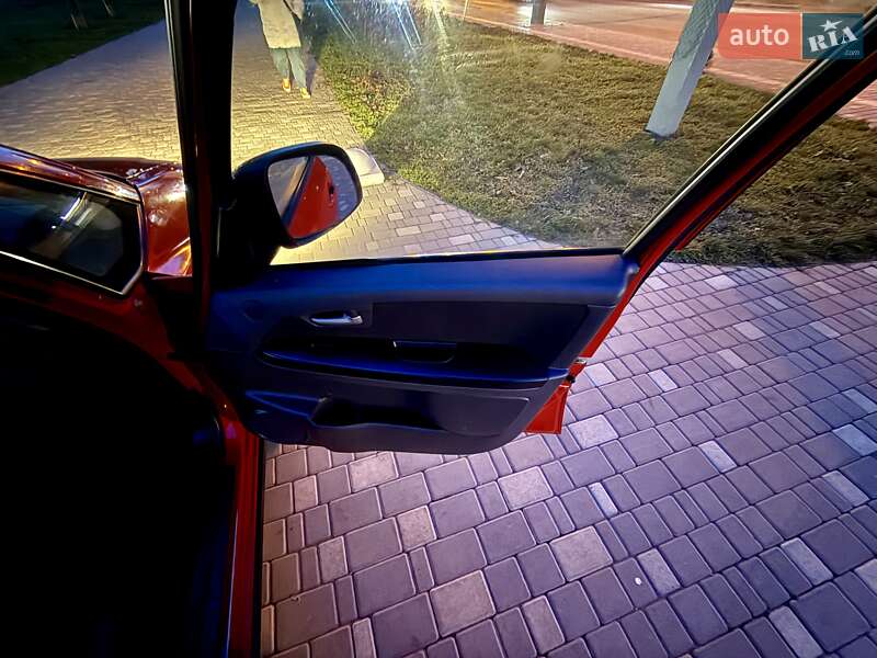 Позашляховик / Кросовер Suzuki SX4 2010 в Одесі