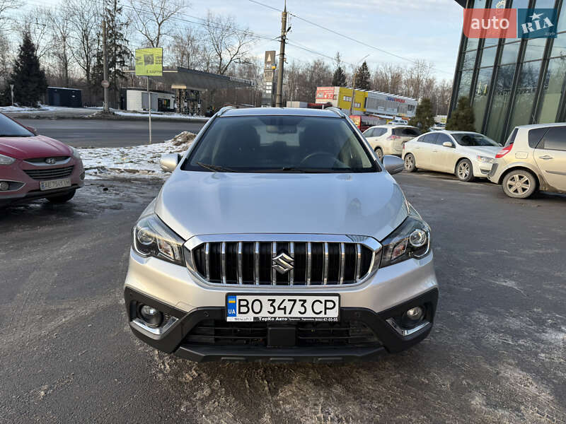 Внедорожник / Кроссовер Suzuki SX4 2020 в Тернополе