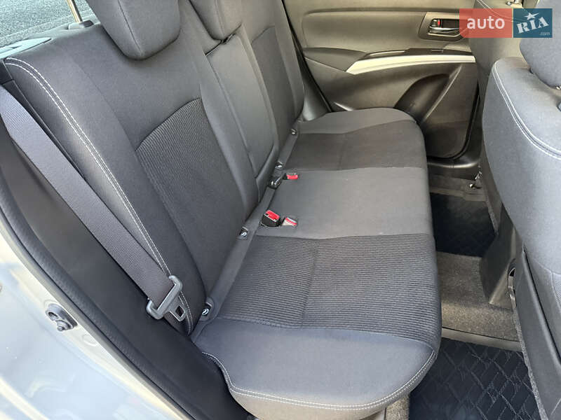 Внедорожник / Кроссовер Suzuki SX4 2020 в Тернополе