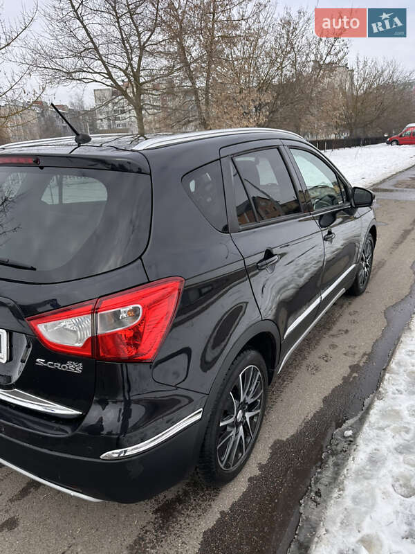 Внедорожник / Кроссовер Suzuki SX4 2013 в Ивано-Франковске