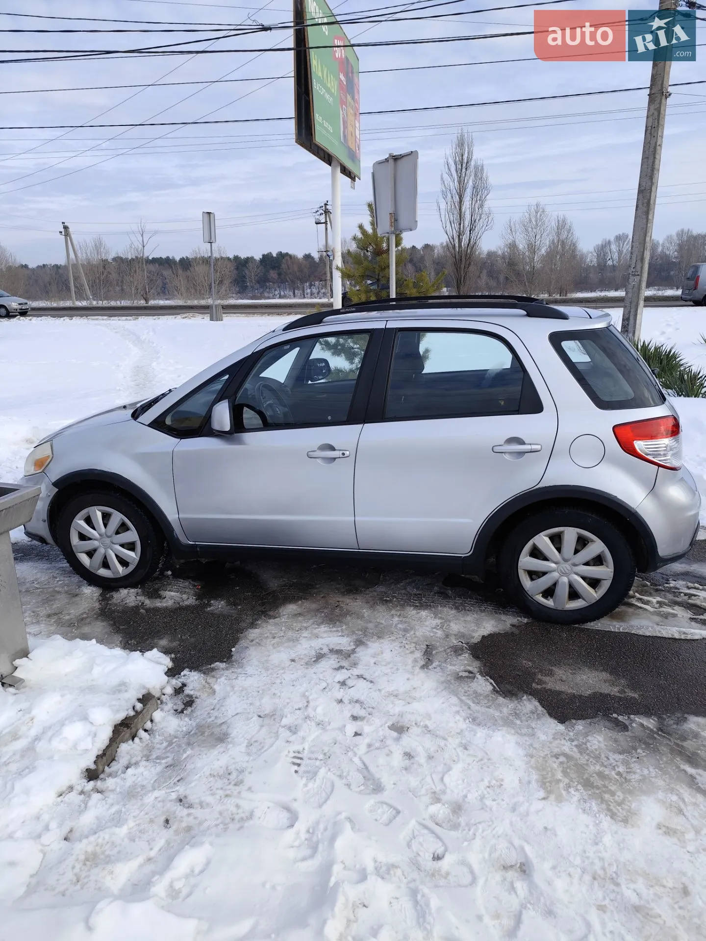2011 Suzuki SX4 - мініатюра 4