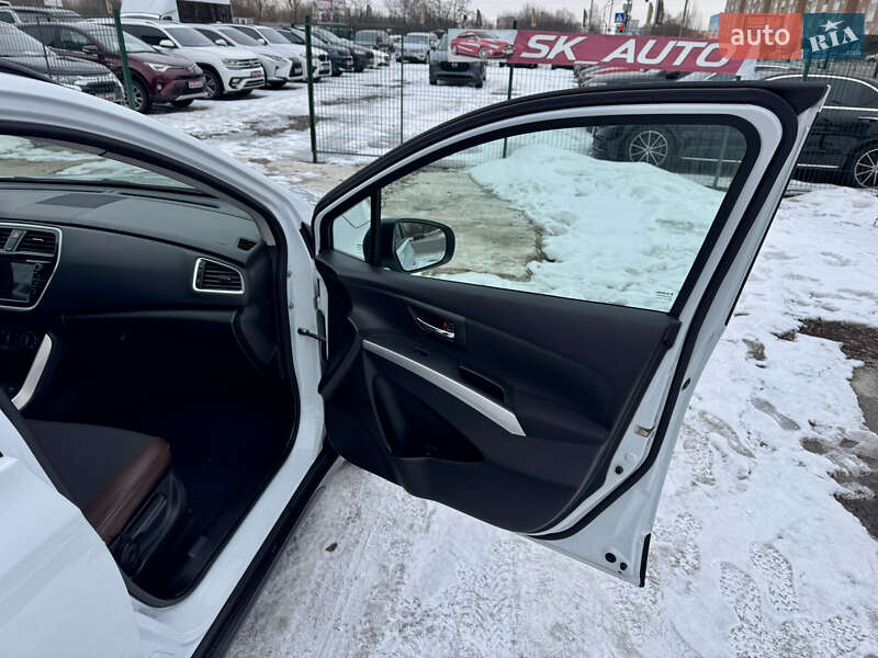 Внедорожник / Кроссовер Suzuki SX4 2017 в Киеве фото 66 Внедорожник / Кроссовер Suzuki SX4 2017 в Киеве