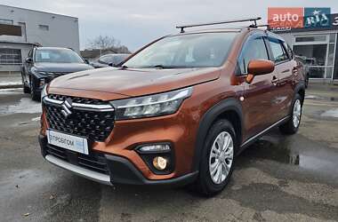 Внедорожник / Кроссовер Suzuki SX4 2023 в Киеве