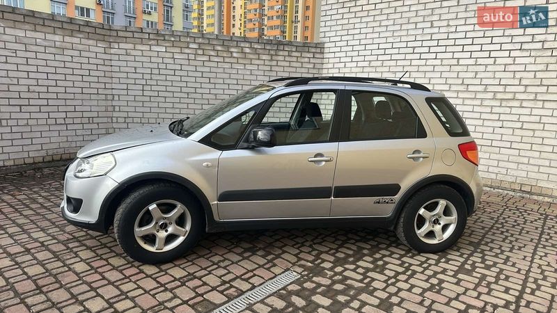 Внедорожник / Кроссовер Suzuki SX4 2012 в Киеве