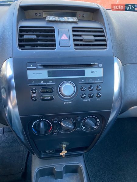 Хэтчбек Suzuki SX4 2008 в Житомире