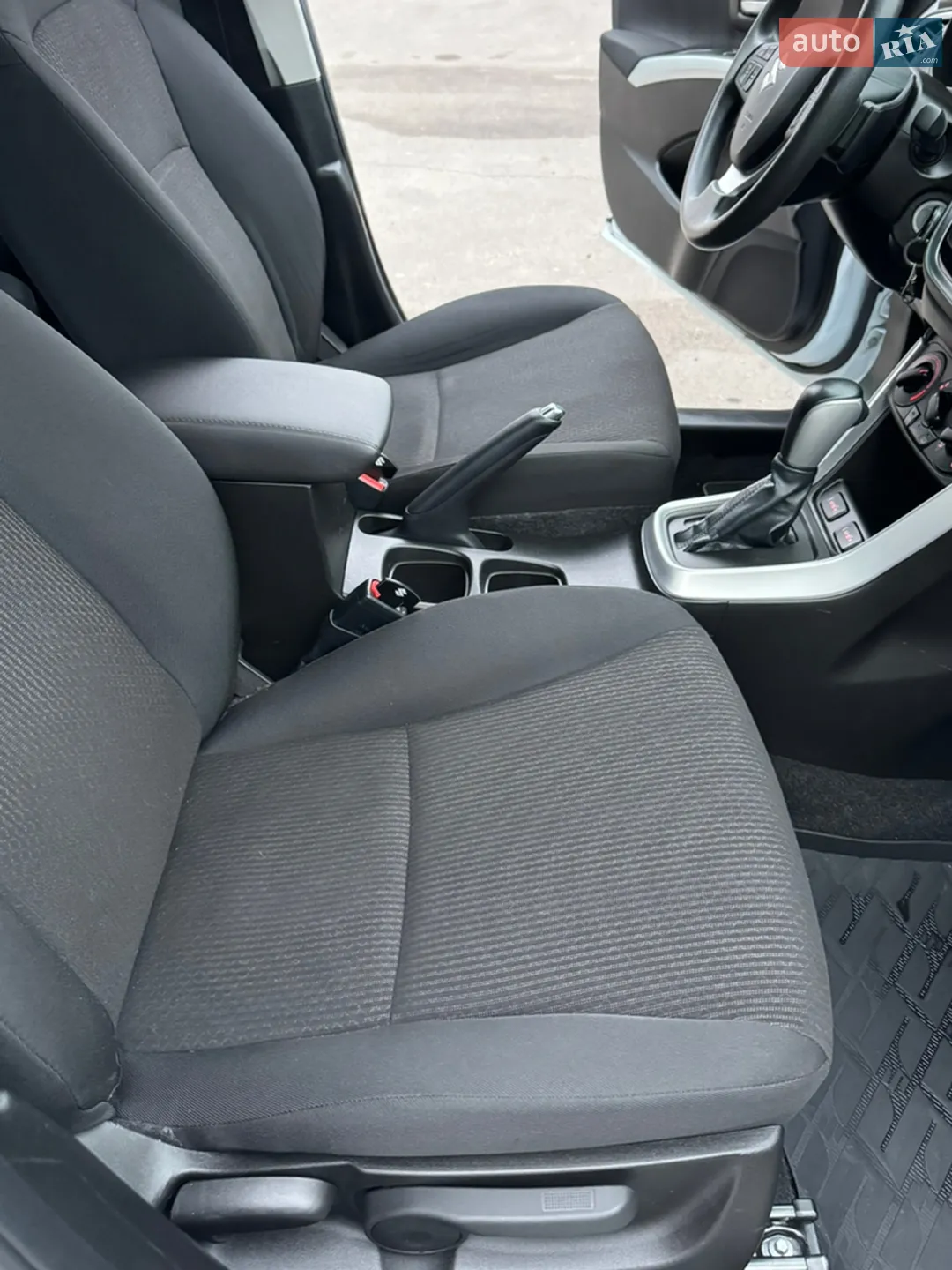 2020 Suzuki SX4 - мініатюра 43