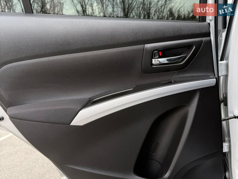 Внедорожник / Кроссовер Suzuki SX4 2014 в Киеве