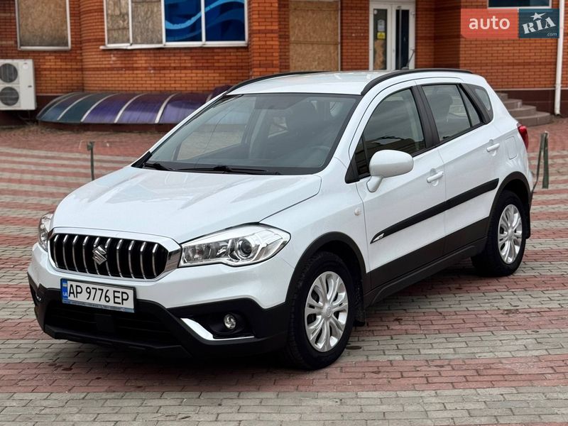 Позашляховик / Кросовер Suzuki SX4 2019 в Запоріжжі