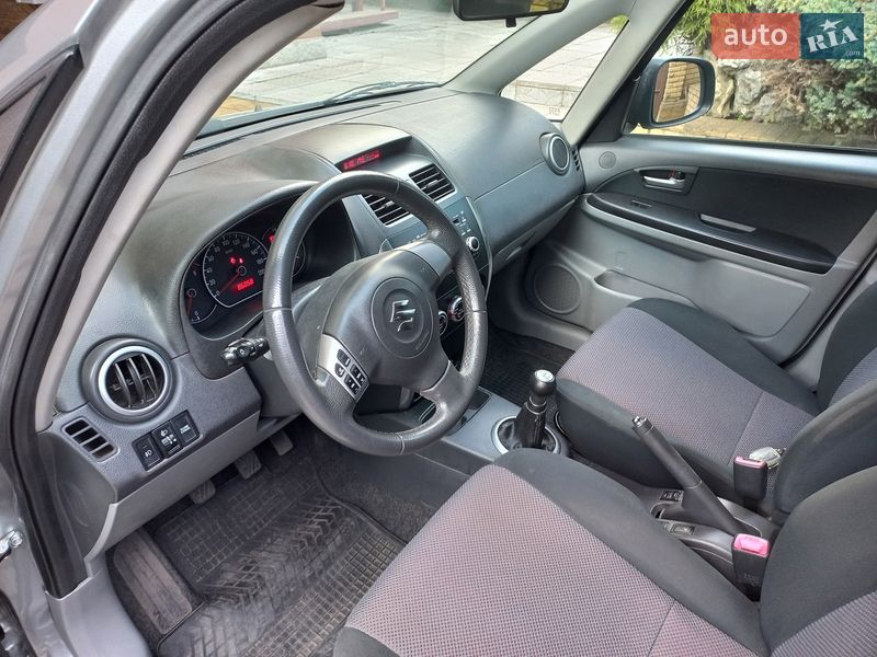 Хэтчбек Suzuki SX4 2007 в Днепре
