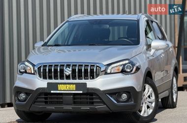 Внедорожник / Кроссовер Suzuki SX4 2019 в Киеве