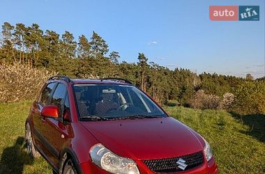 Внедорожник / Кроссовер Suzuki SX4 2012 в Тернополе