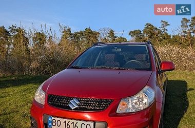 Позашляховик / Кросовер Suzuki SX4 2012 в Тернополі