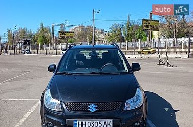Внедорожник / Кроссовер Suzuki SX4 2013 в Одессе