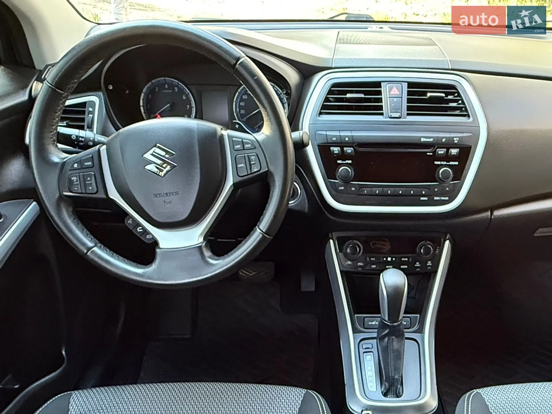 2015 Suzuki SX4 - мініатюра 10