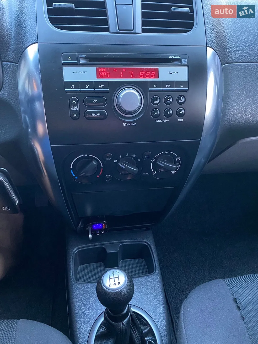 2013 Suzuki SX4 - мініатюра 11