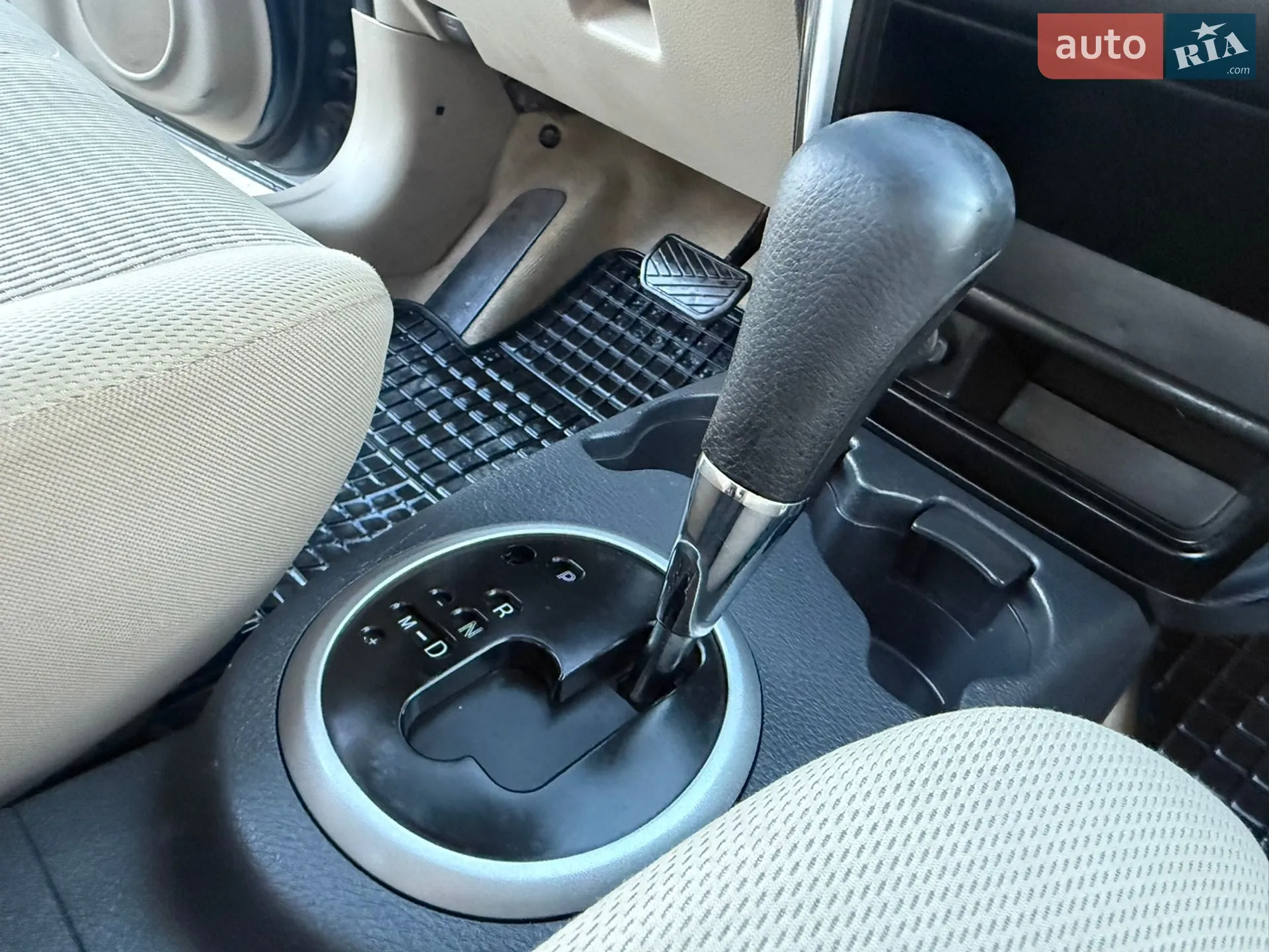 2010 Suzuki SX4 - мініатюра 44
