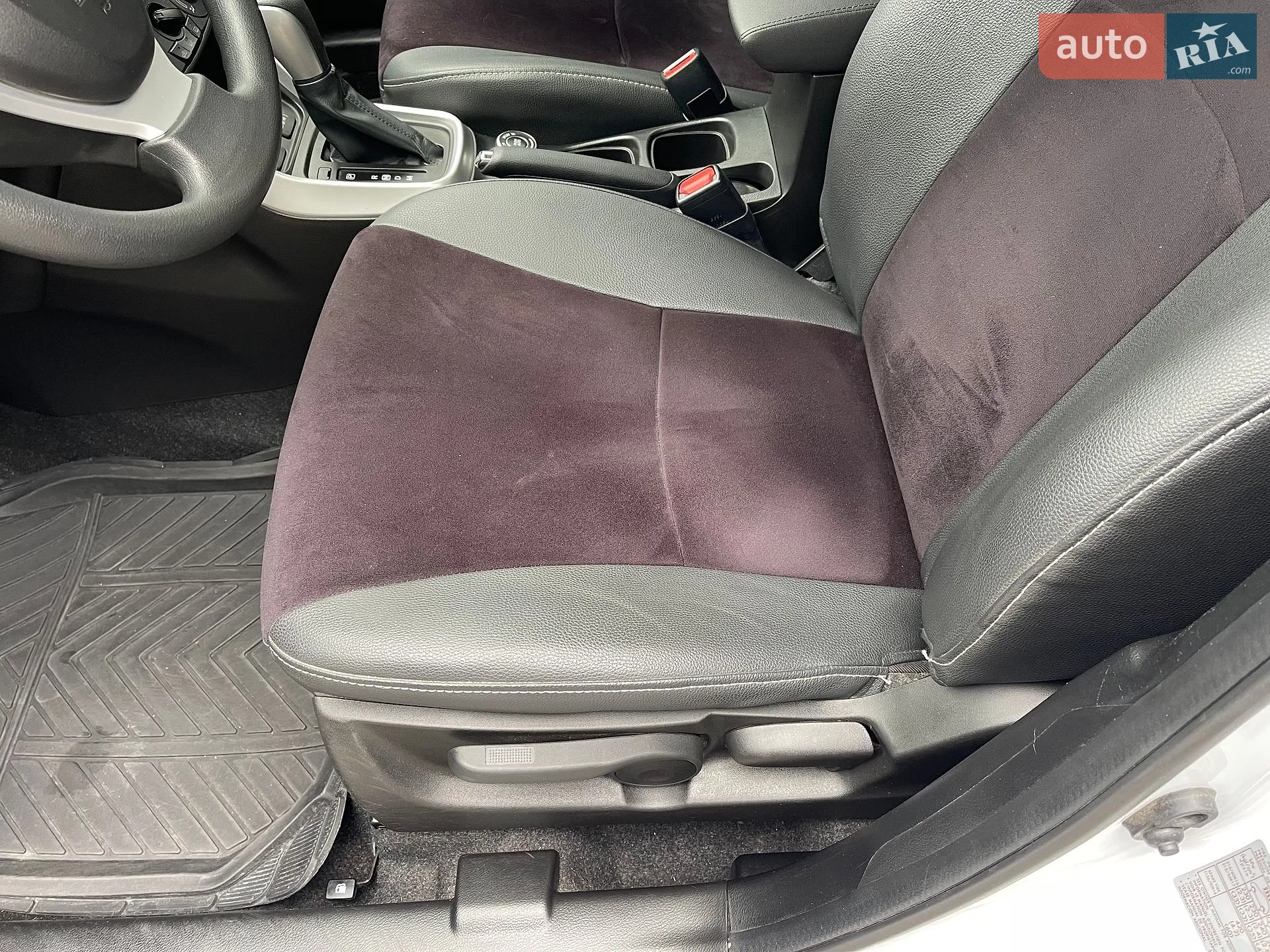 2019 Suzuki SX4 - мініатюра 17