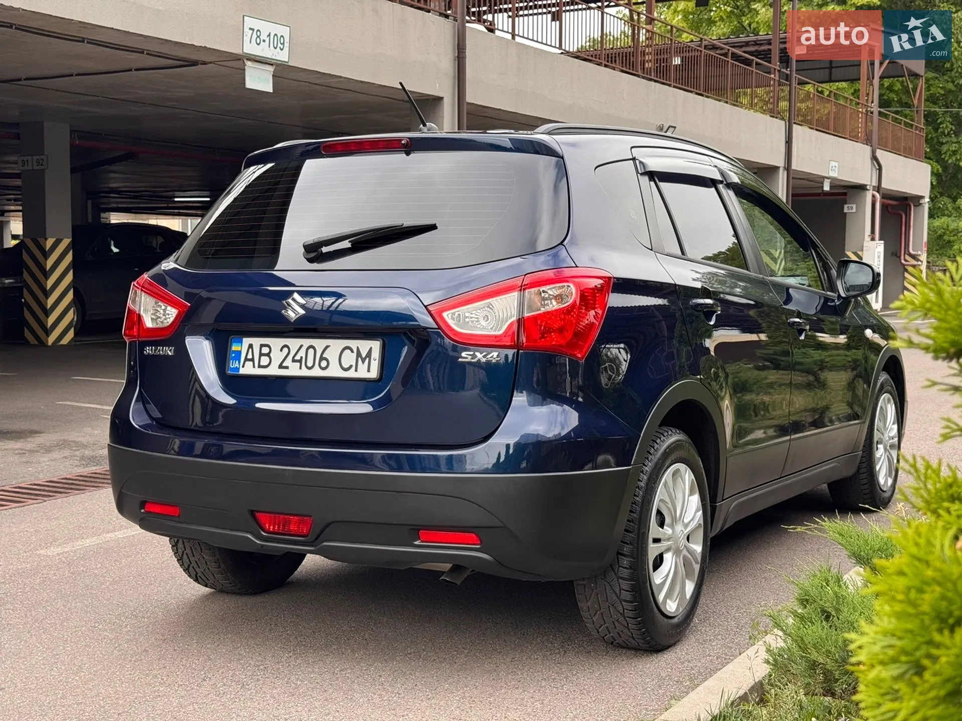 2017 Suzuki SX4 - мініатюра 10