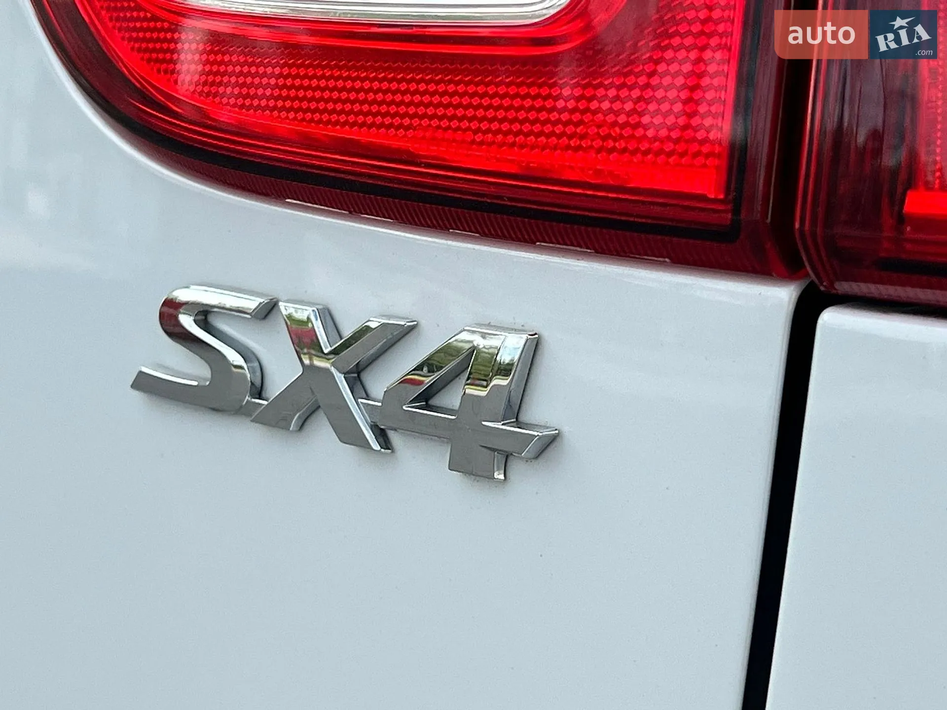2018 Suzuki SX4 - мініатюра 11