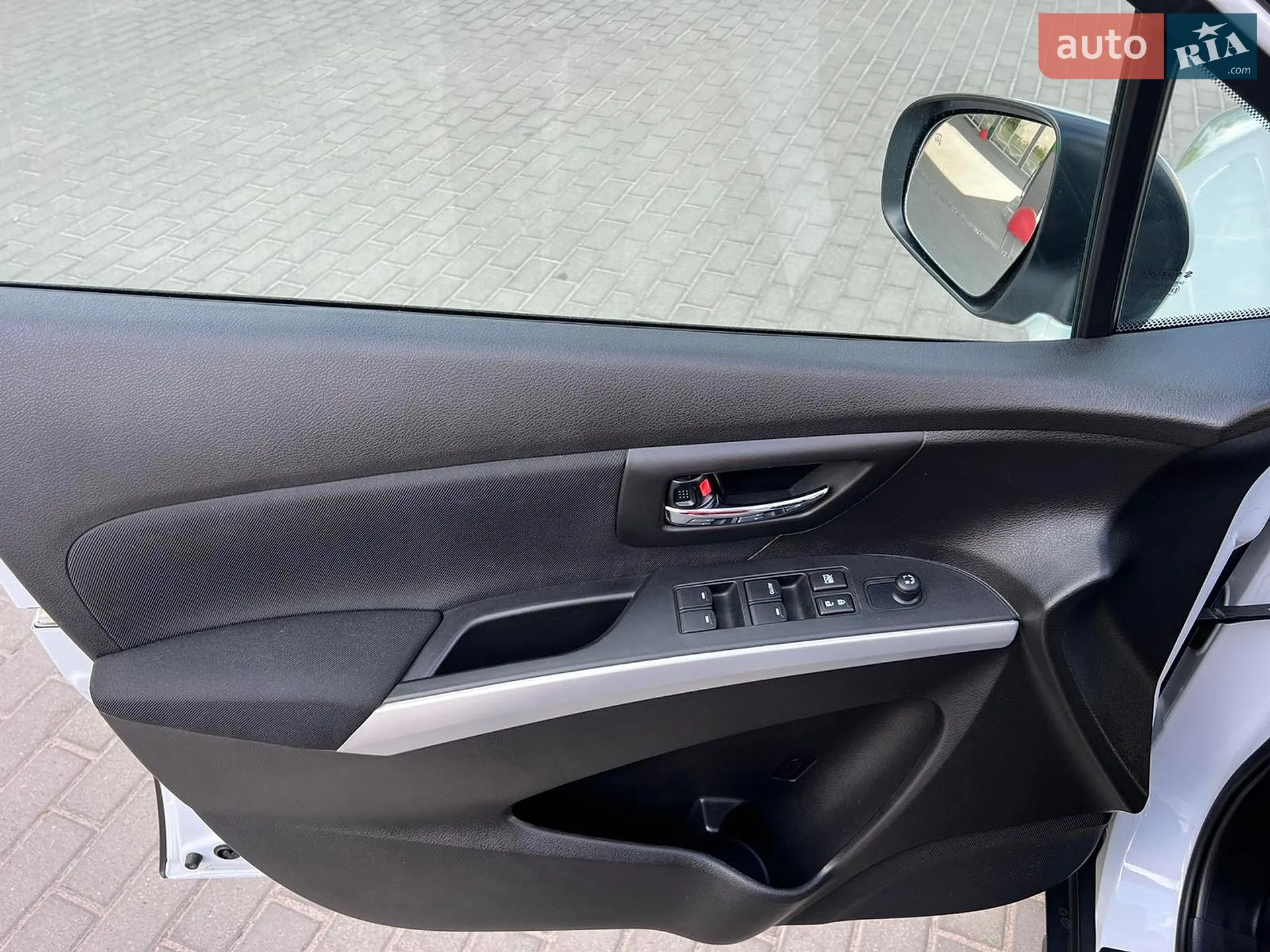 2018 Suzuki SX4 - мініатюра 25