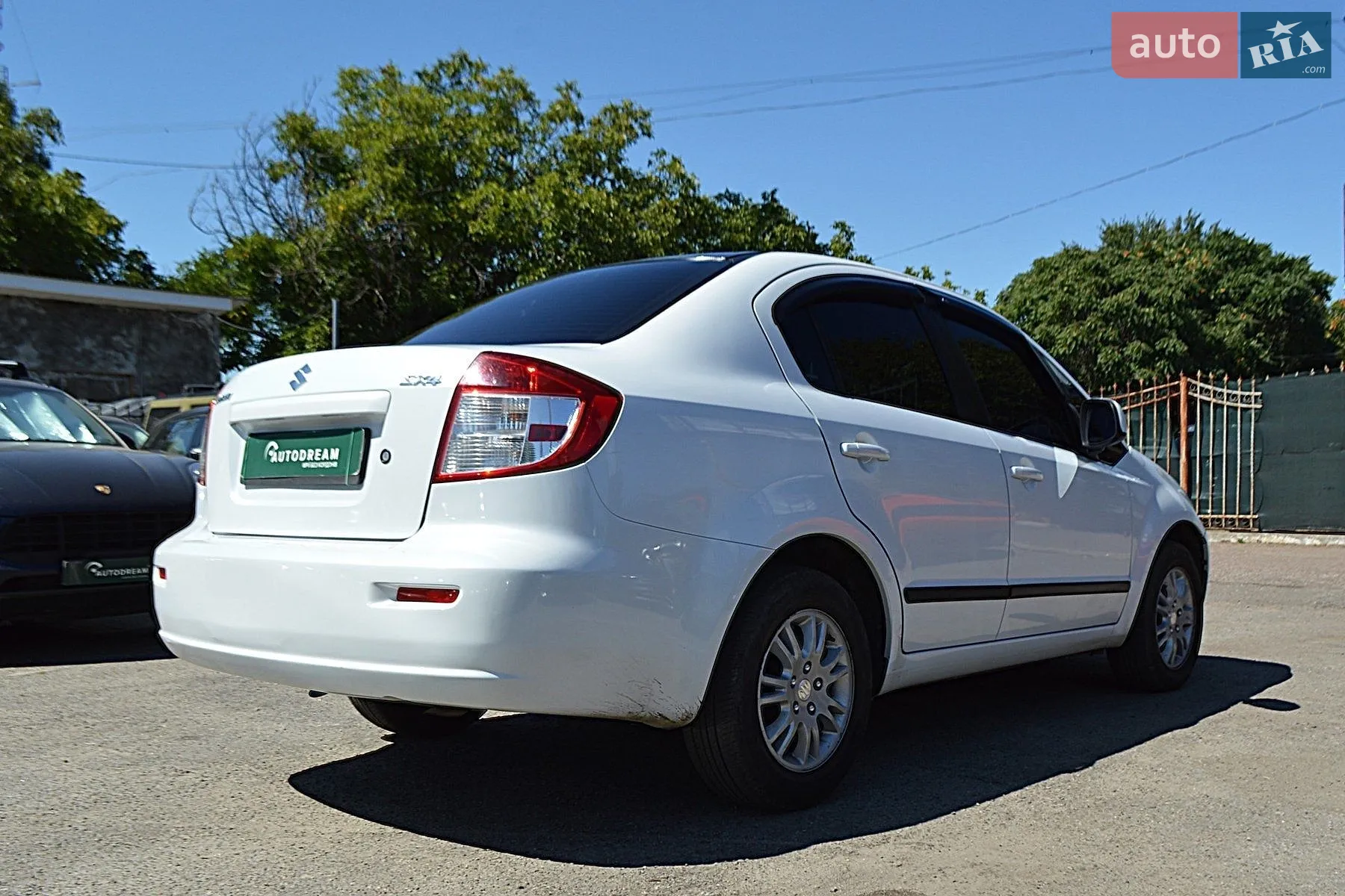 2011 Suzuki SX4 - мініатюра 6