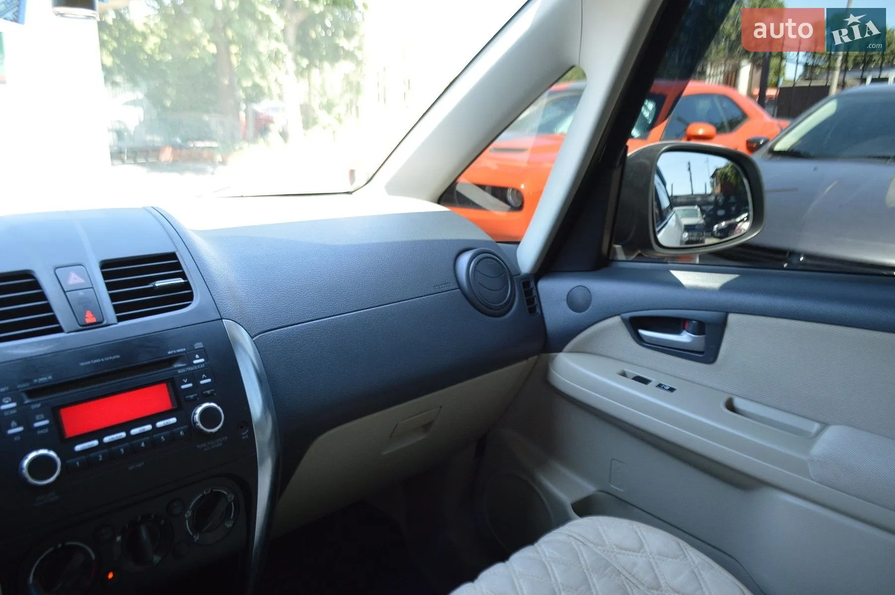 2011 Suzuki SX4 - мініатюра 18