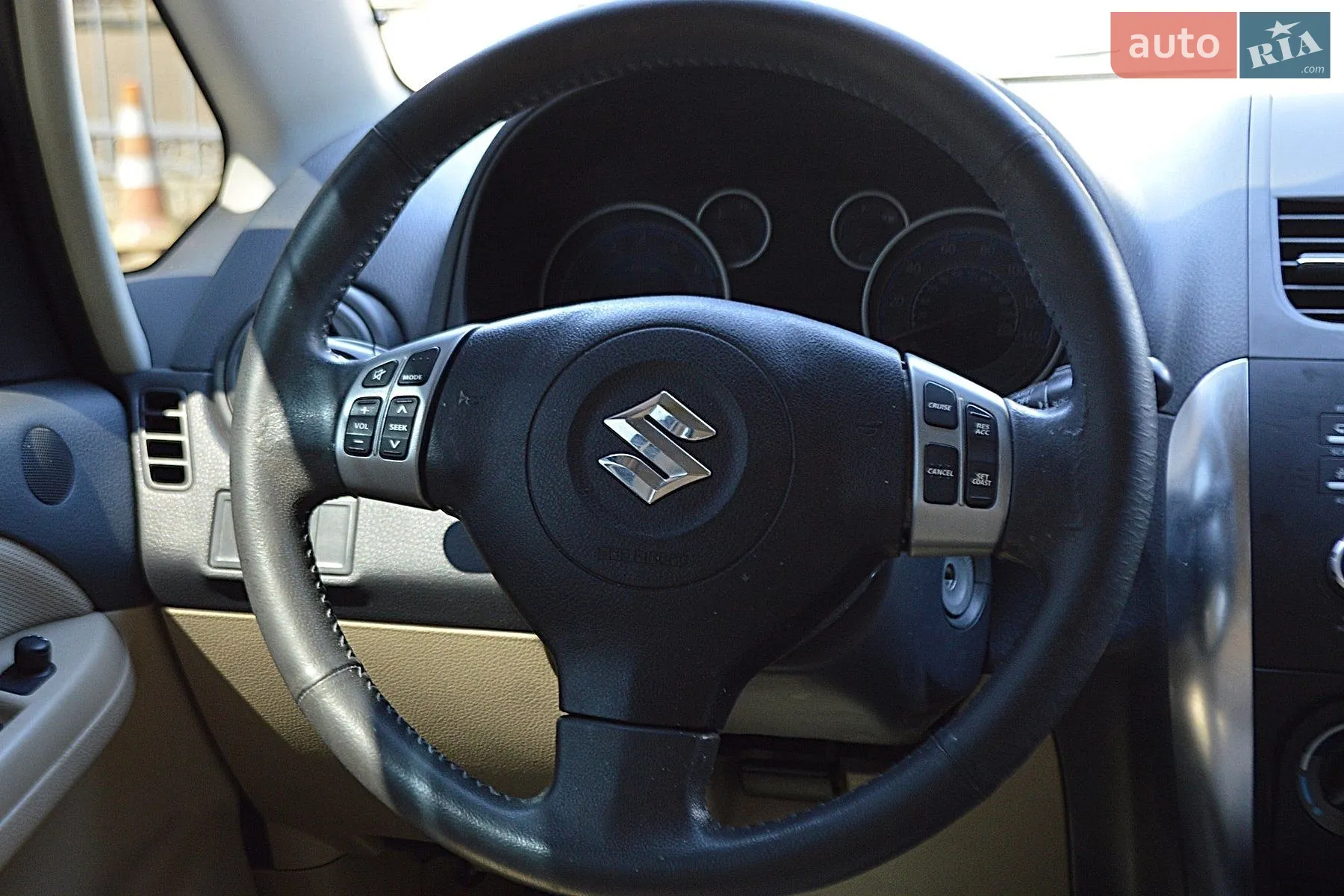 2011 Suzuki SX4 - мініатюра 21