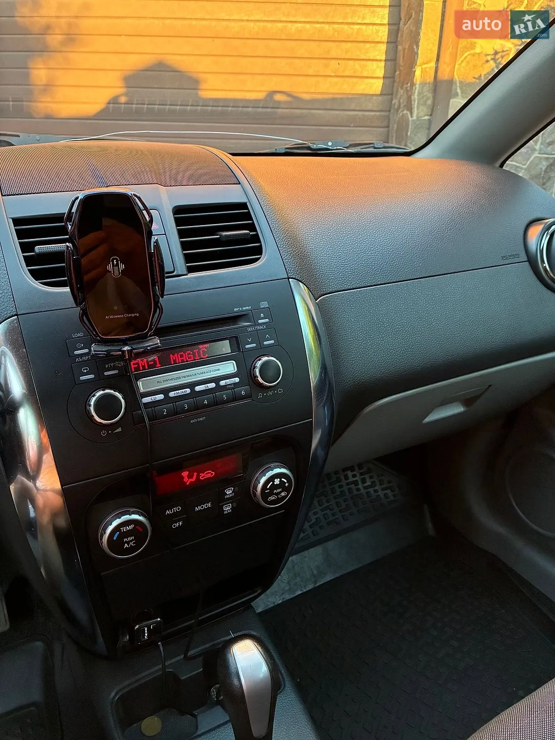 2013 Suzuki SX4 - мініатюра 10