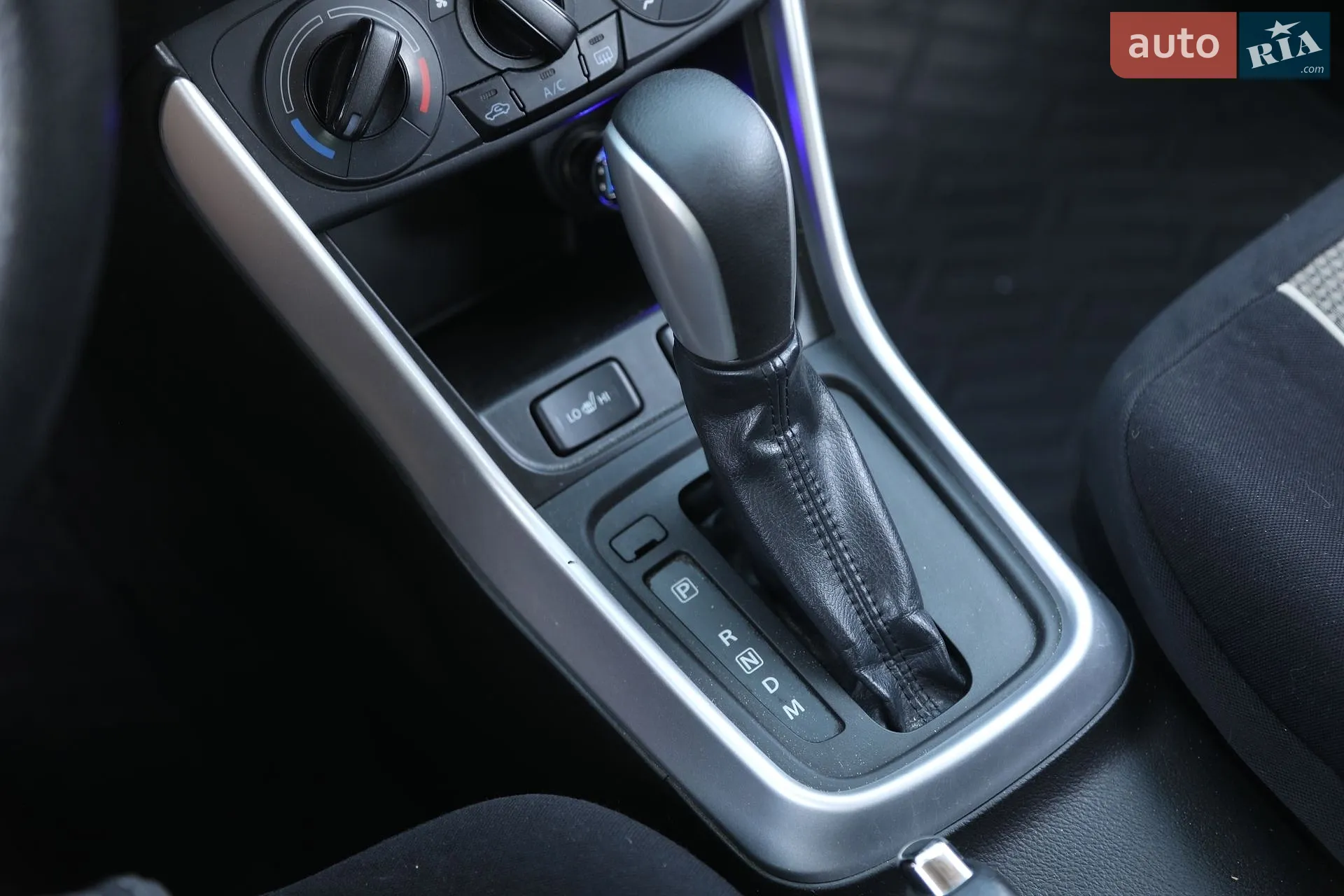 2018 Suzuki SX4 - мініатюра 21