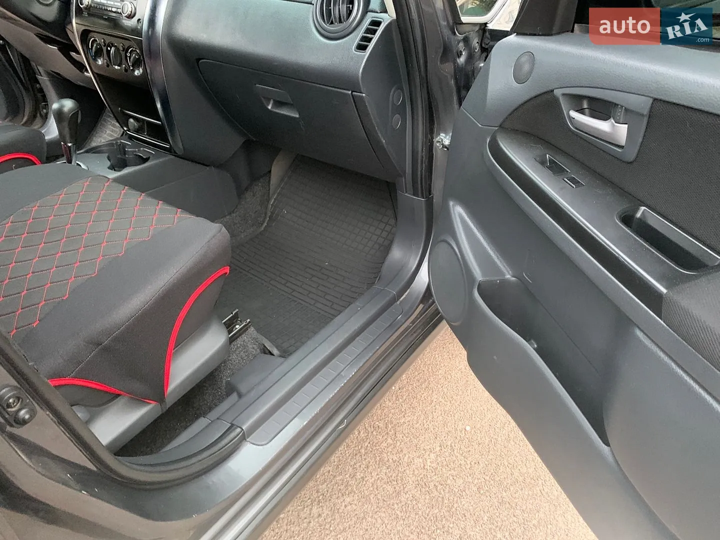 2012 Suzuki SX4 - мініатюра 9