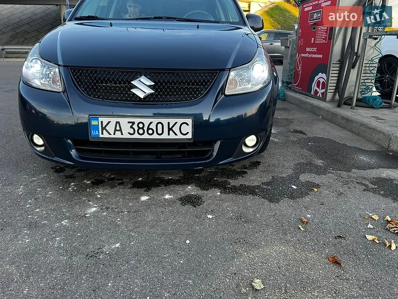 Suzuki SX4 2011