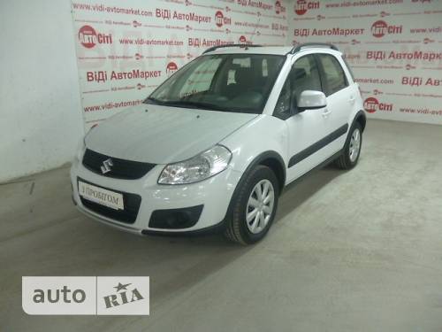Хэтчбек Suzuki SX4 2013 в 