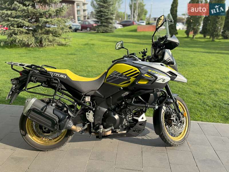 Мотоцикл Спорт-туризм Suzuki V-Strom 1000 2018 в Днепре фото 5 Мотоцикл Спорт-туризм Suzuki V-Strom 1000 2018 в Днепре