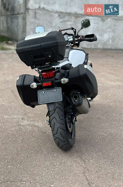 Мотоцикл Спорт-туризм Suzuki V-Strom 1000 2014 в 